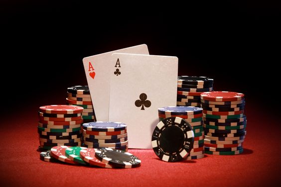 Royal Flush: Navigating the World of Online Poker